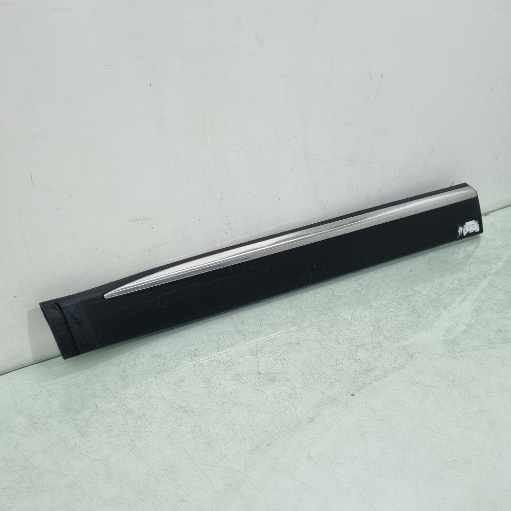 Aplique Porta Dianteira Esquerda Fiat Toro 2018/2021 3