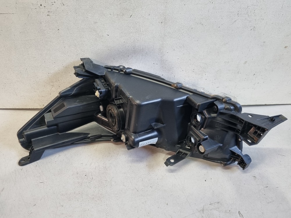 Farol Direito Toyota  Hilux 2016 A 2020 Semi-novo Original. 11