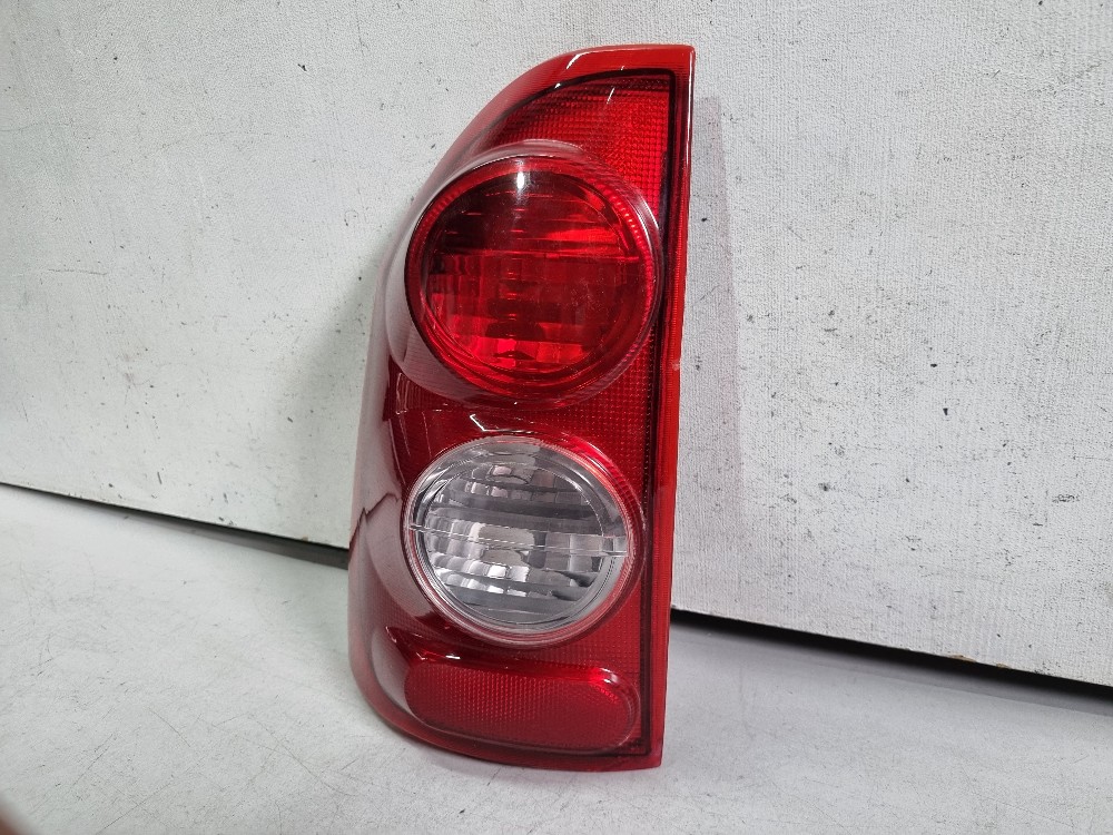 Lanterna Esquerda Chevrolet Montana 2004/2012 Recuperado Esquerdo/motorista 2