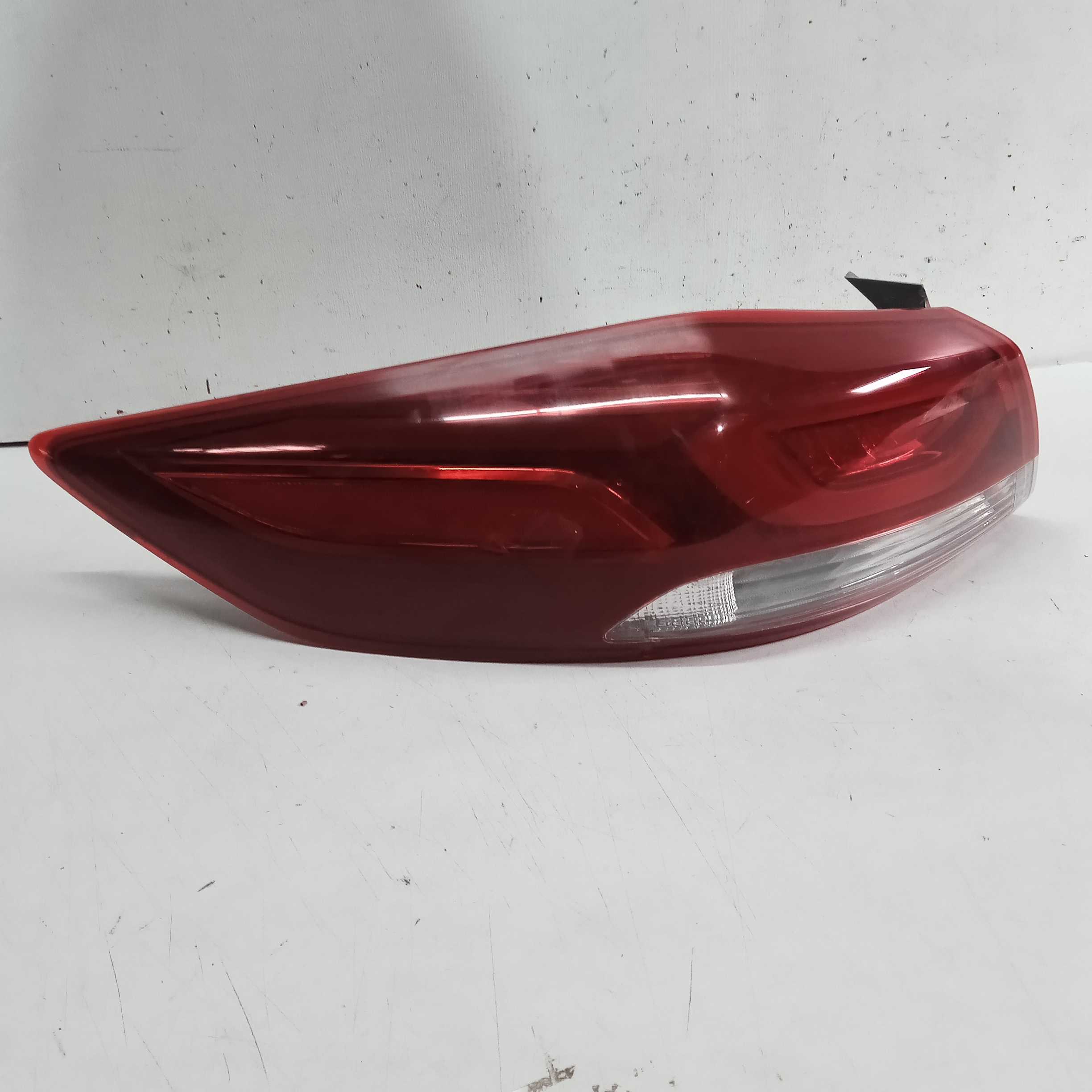 Lanterna Esquerda Hyundai Elantra Ano 2013/2016 Recuperada 2