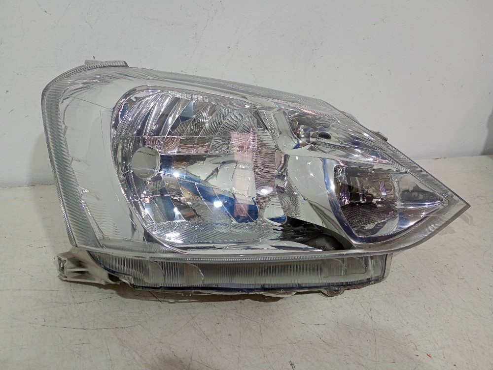 Farol Dianteiro Direito Toyota Etios 2012/2019 Recuperado Direito/passageiro 1
