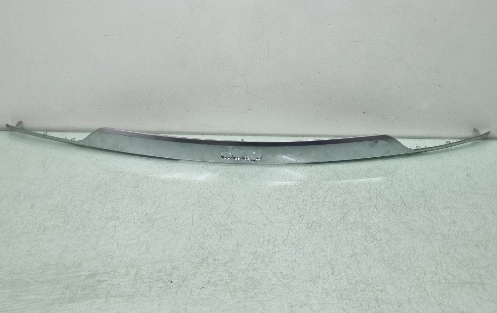 Friso Da Tampa Traseira Jeep Commander 2002/2025 Usado 1