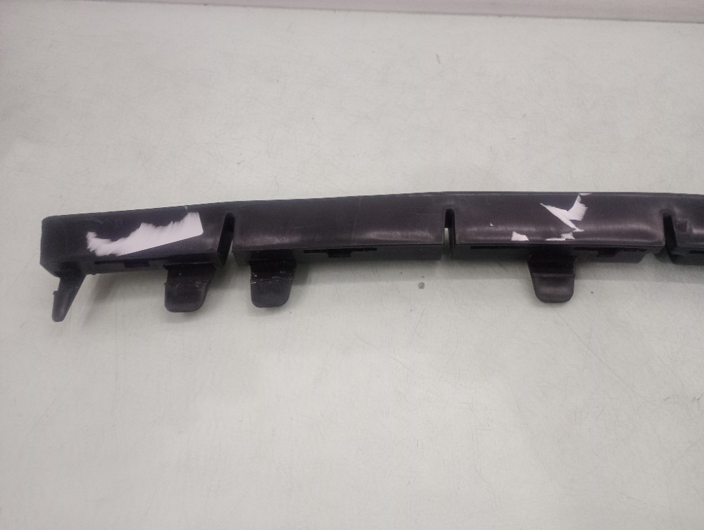 Suporte Guia Parachoque Dianteiro Peugeot 207 2009/2012 5