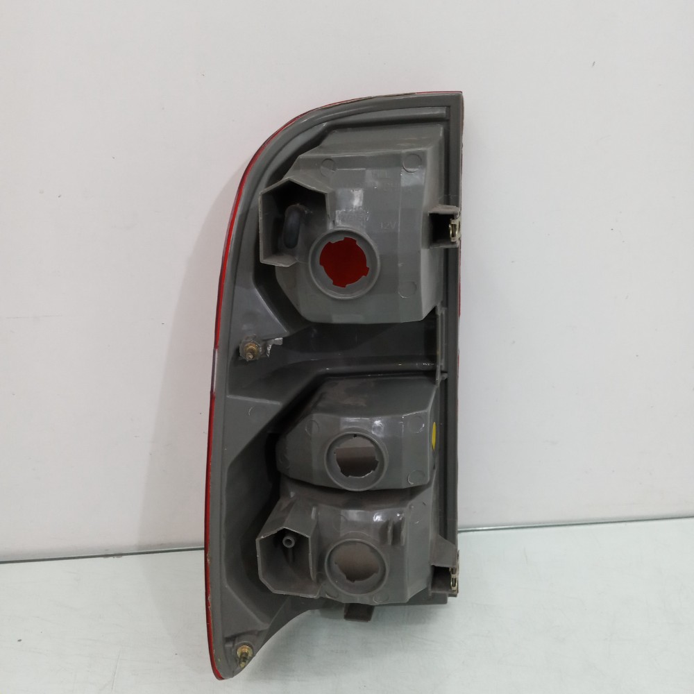 Lanterna Lado Direito Toyota Hilux 2012/2015 Recondicionado. Direito/passageiro 3
