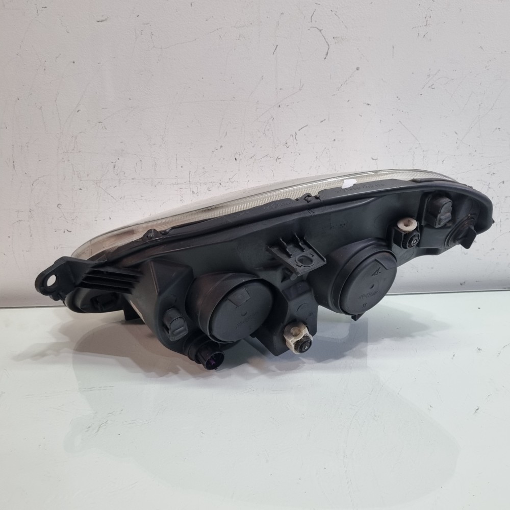 Farol Dianteiro Direito Fiat Palio 2013/2018 Direito/passageiro 4