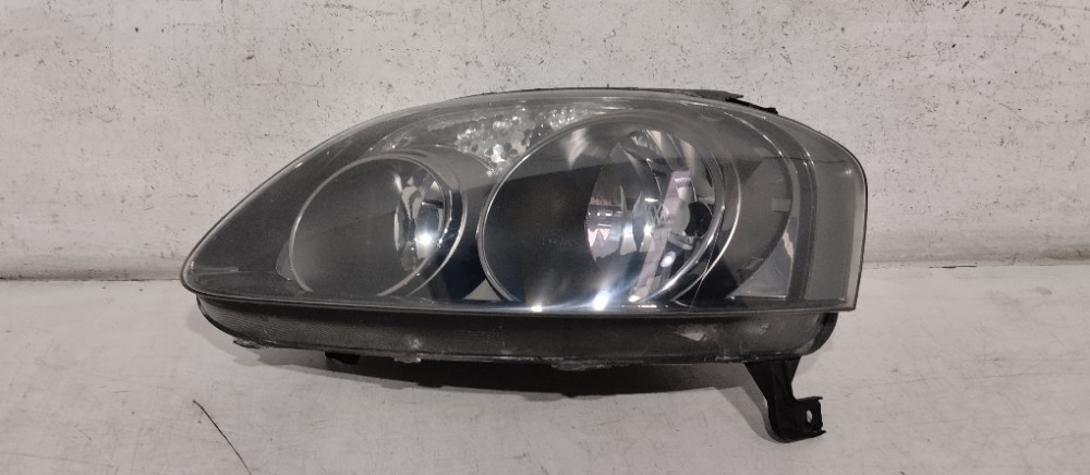 Farol Esquerdo Duplo Máscara Negra Crossfox 2005/2010 Usado Esquerdo/motorista 2