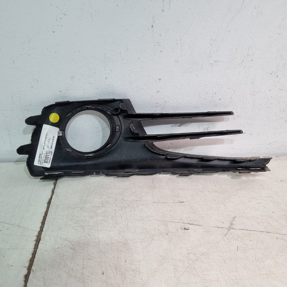 Moldura Do Farol De Milha Esquerdo Volkswagen Fox 2015/2020 Esquerdo 2