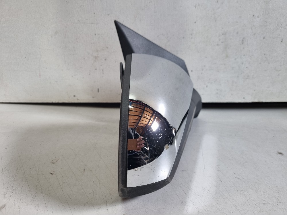 Retrovisor Direito Elétrico Chevrolet Onix 2013/2018 2