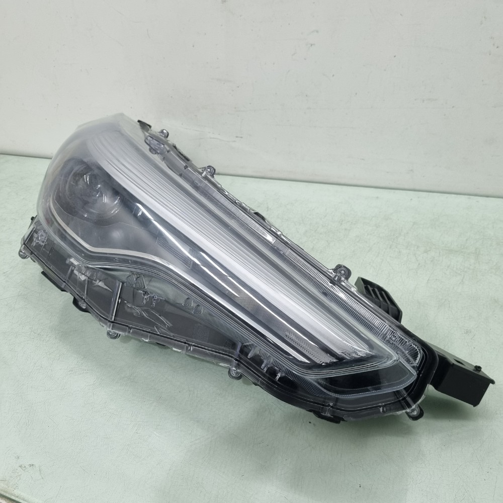 Farol Lado Direito Toyota Corolla Cross 2023/2025 Recuperado 2