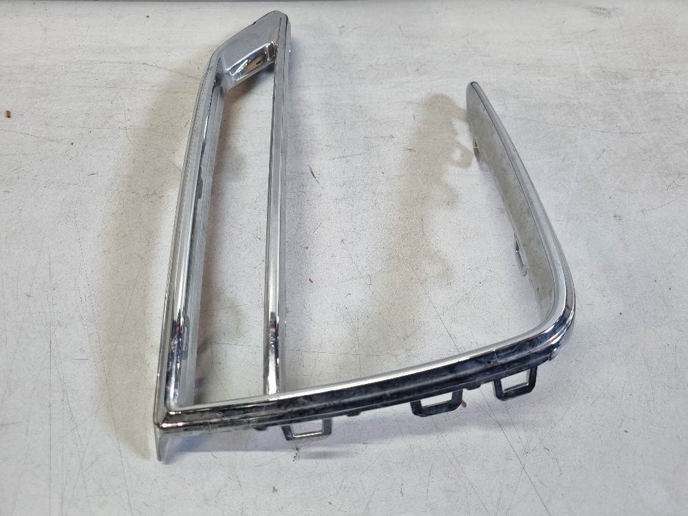 Moldura Farol De Milha Esquerda Tiggo 8 Pro 2022/2024 Esquerdo 5