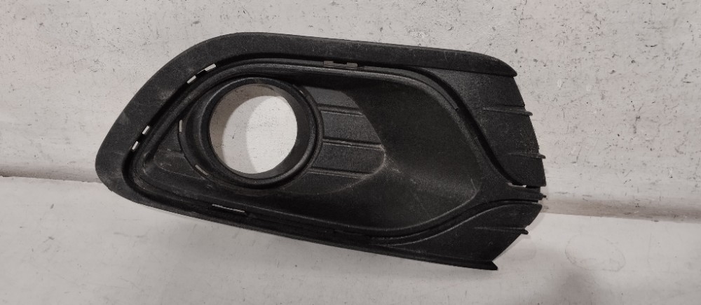 Moldura Farol Milha Direita Do Renault Sandero 2014/2019 2