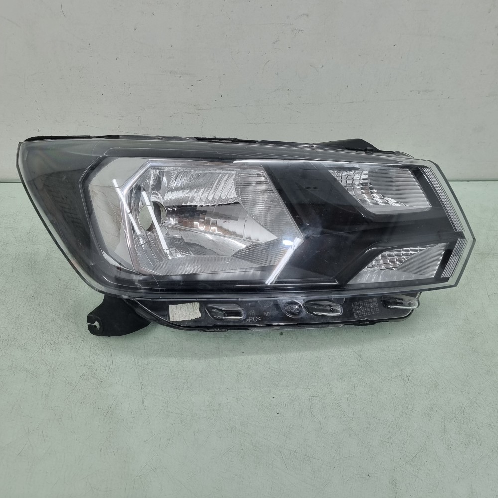 Farol Lado Direito Volkswagen Saveiro Robust 2017/2022 Usado 1