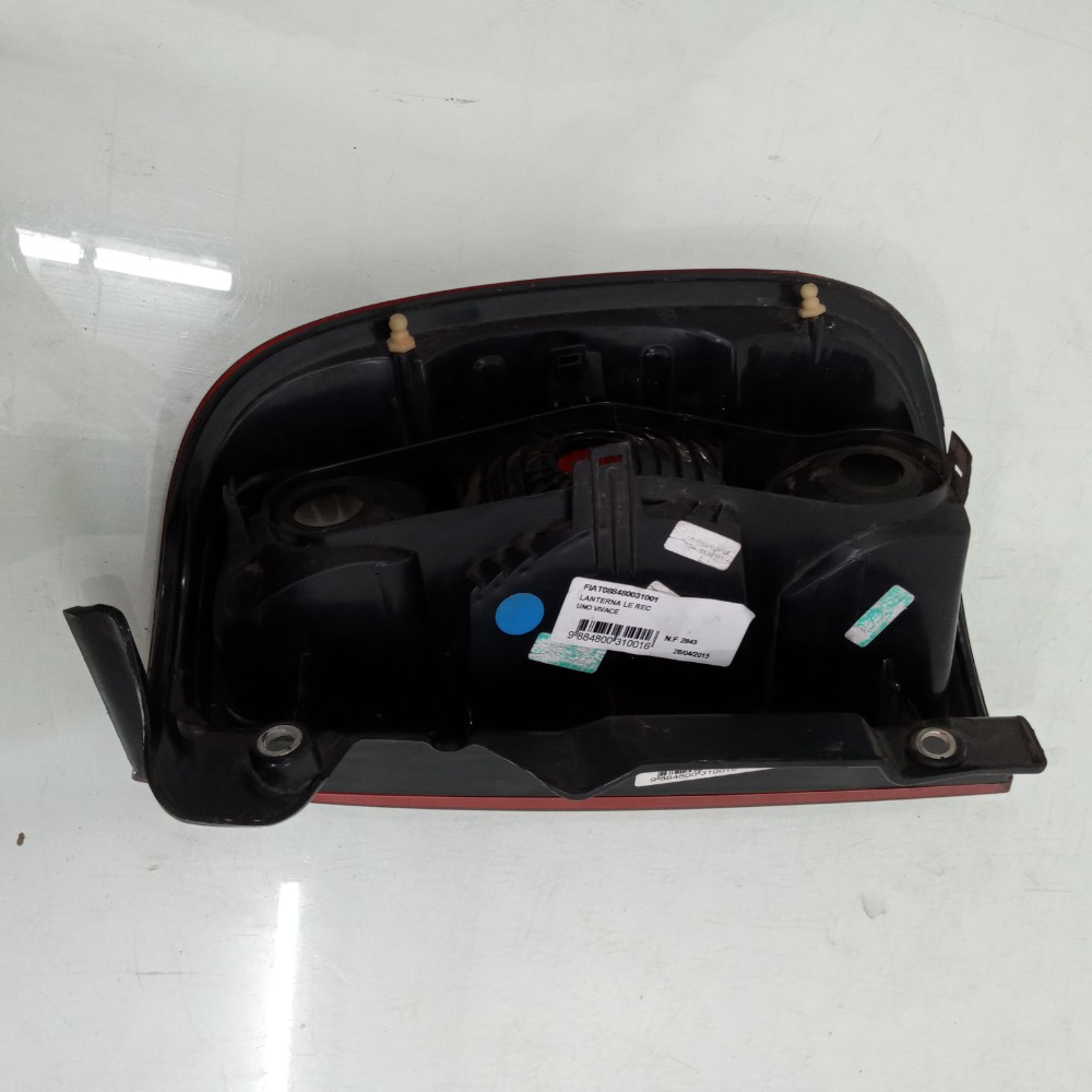 Lanterna Direita Fiat Uno Vivace 2010/2015 Recuperado 4
