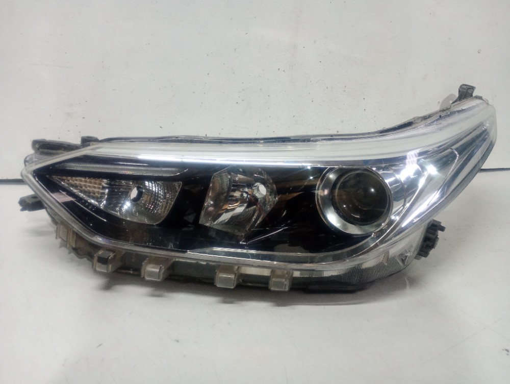 Farol Esquerdo Máscara Negra Toyota Yaris 2022/2024 Rec. 3