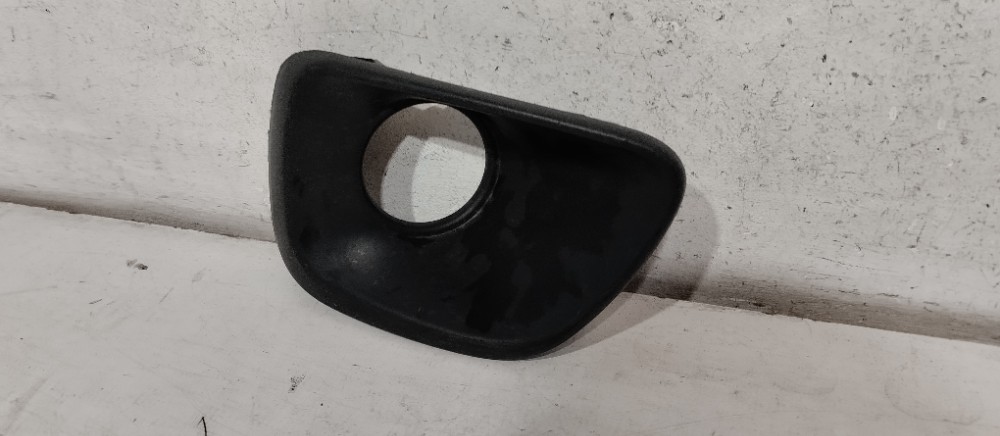 Moldura Direita Farol Milha Fiat Mobi 2020/2022 Recuperado Direito 2
