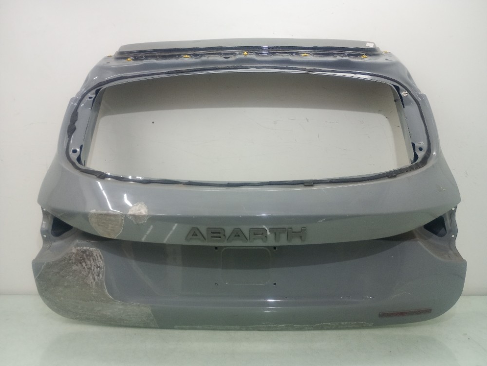 Tampa Traseira Fiat Pulse Abarth 2022/2025 Recondicionada. Cinza
