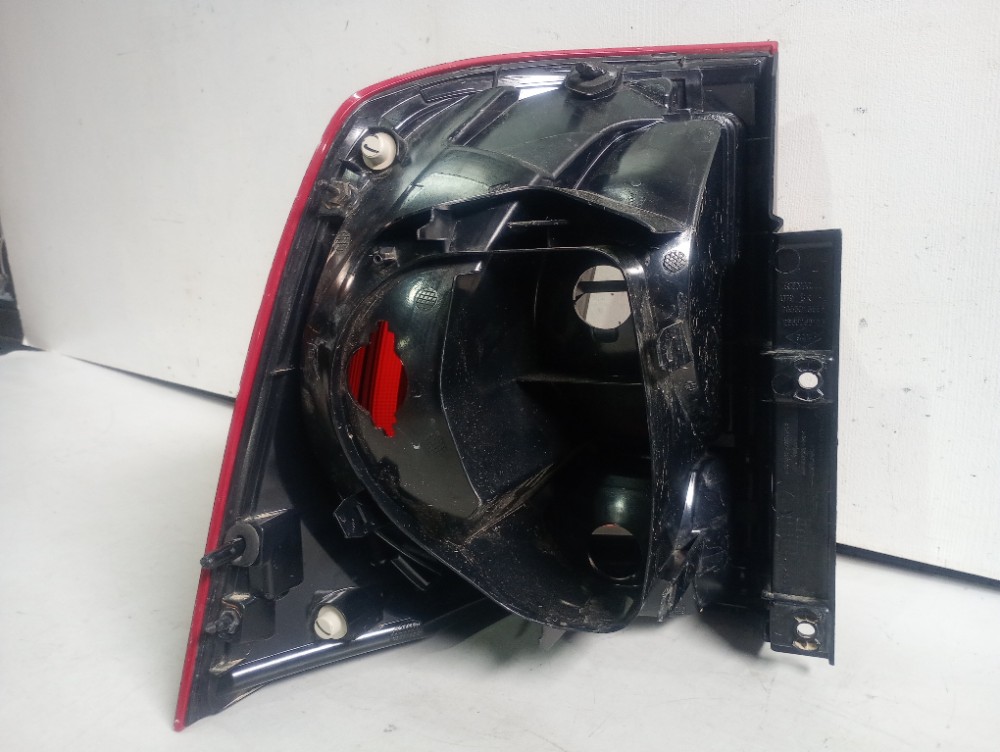 Lanterna Direita Oroch 2015/2025 Recuperada 7