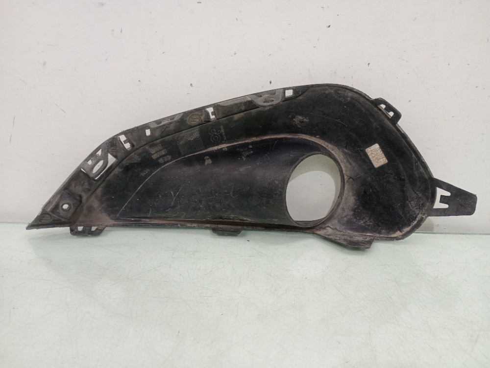 Moldura Direita Do Farol De Milha Peugeot 208 2016/2019 Direito 3