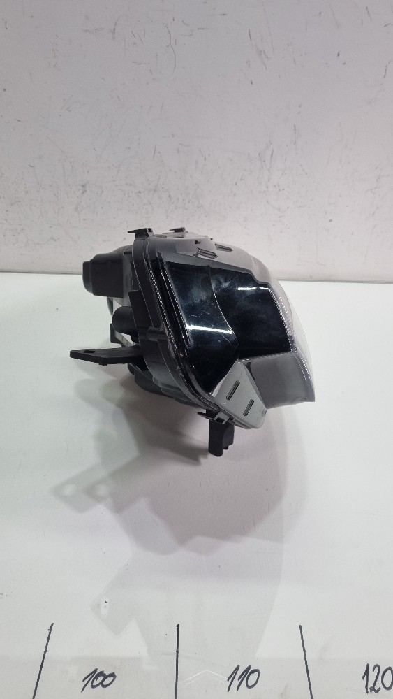 Farol lado esquerdo cromado FORD ECO SPORT Modelo 2013/2015 1