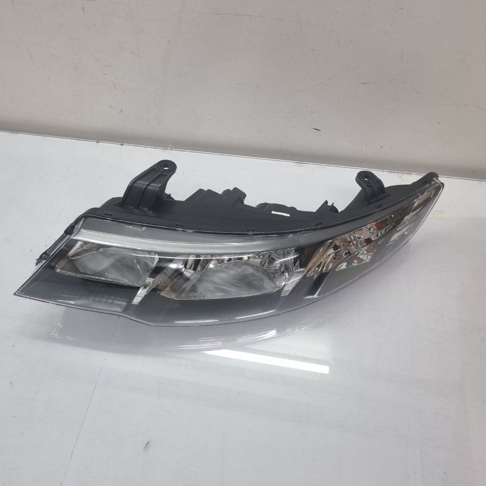 Farol Do Lado Esquerdo Kia Cerato Modelos 2009/2012 Esquerdo/motorista 3