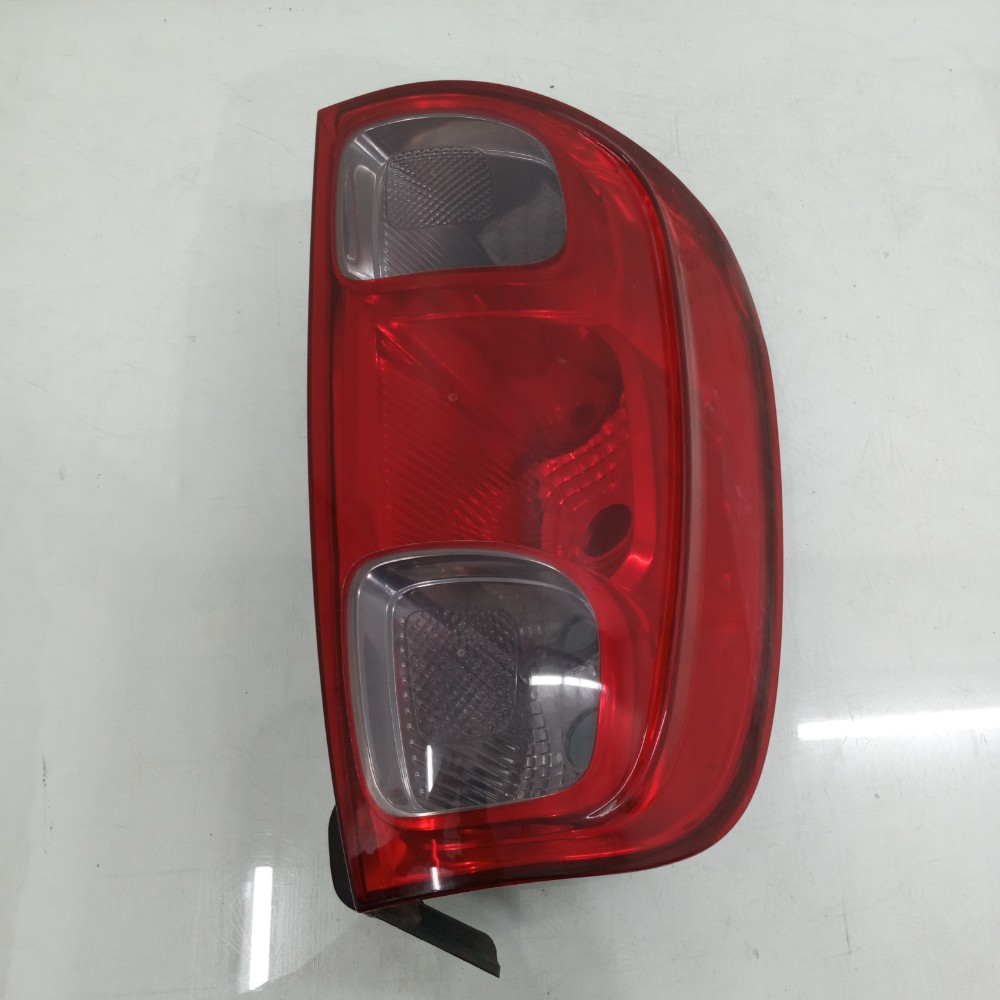 Lanterna Direita Fiat Uno Vivace 2010/2015 Recuperado 1