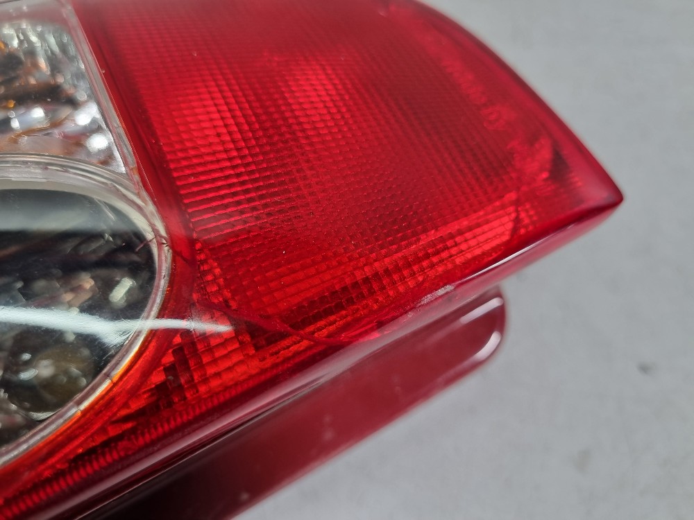 Lanterna Esquerda Fiat Strada 2001/2004 Recuperada Original 8