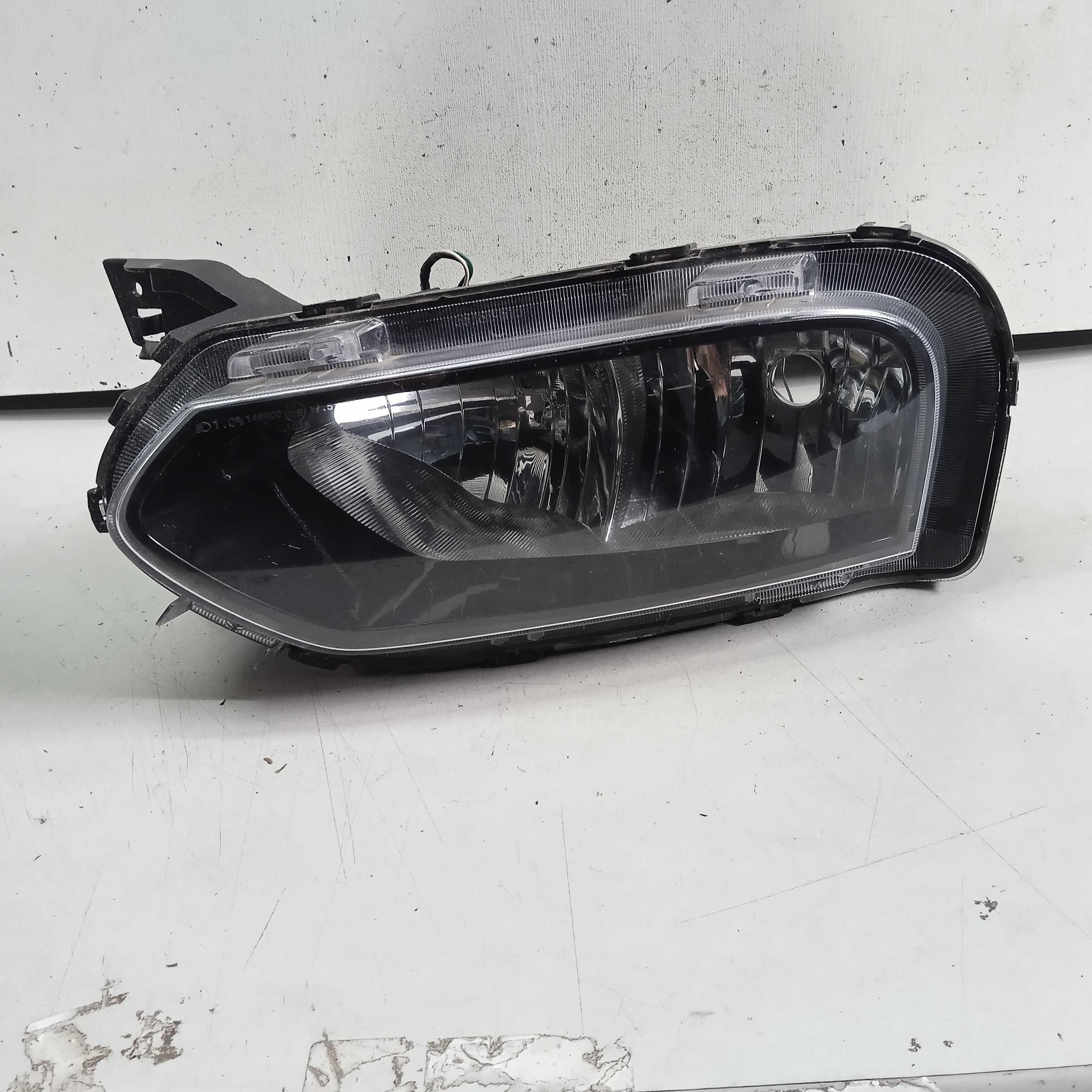 Farol Inferior Esquerdo Renault Kwid Ano 2022/2025 Recup 1