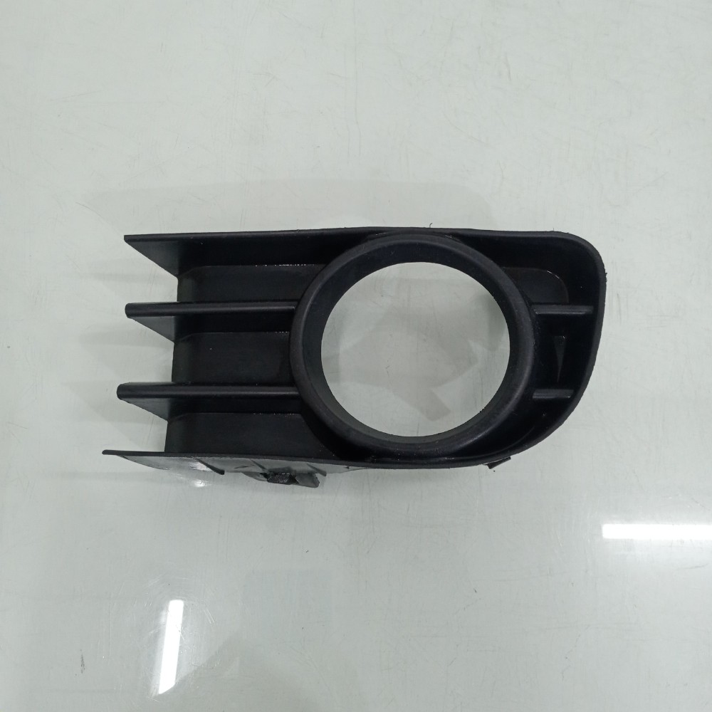 Moldura Do Cibié Esquerdo Renault Megane 2007/12 Recuperado 1