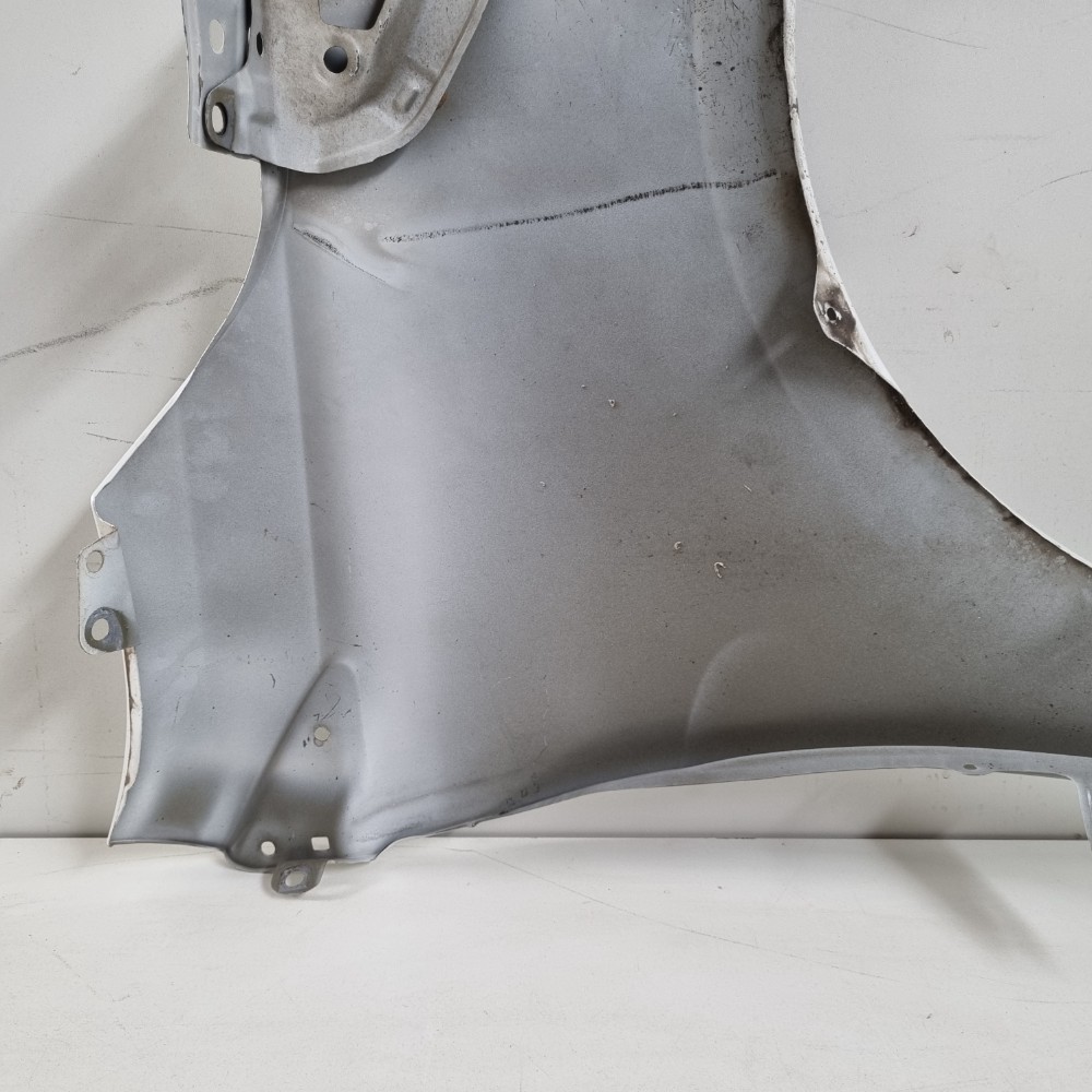 Paralama Dianteiro Esquerdo Toyota Yaris Modelos 2017/2023 8