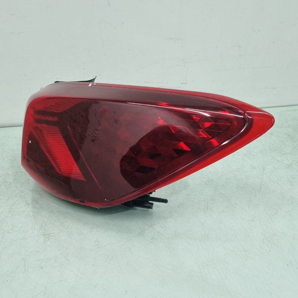 Lanterna Do Lado Direito Chevrolet Onix Sedan 2020/2024 Direito/passageiro 2