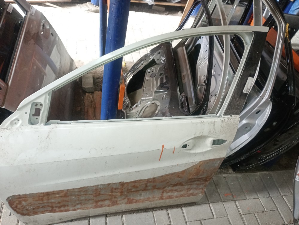 Porta Dianteira esquerda Hrv 2016/22Recuperado 1