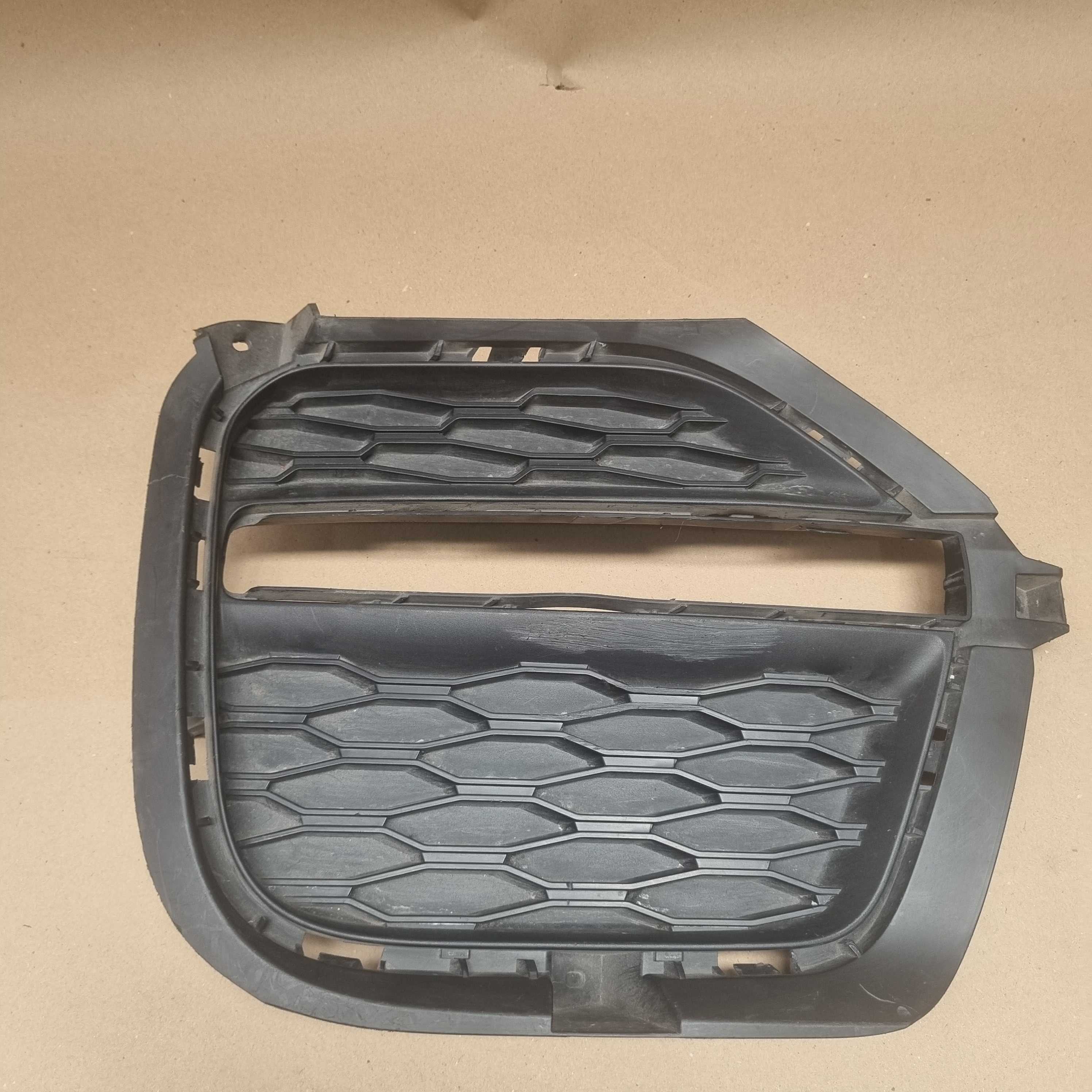 Moldura Farol De Milha Esquerdo Chery Tiggo 5 2017/2021 Preto Esquerdo 1