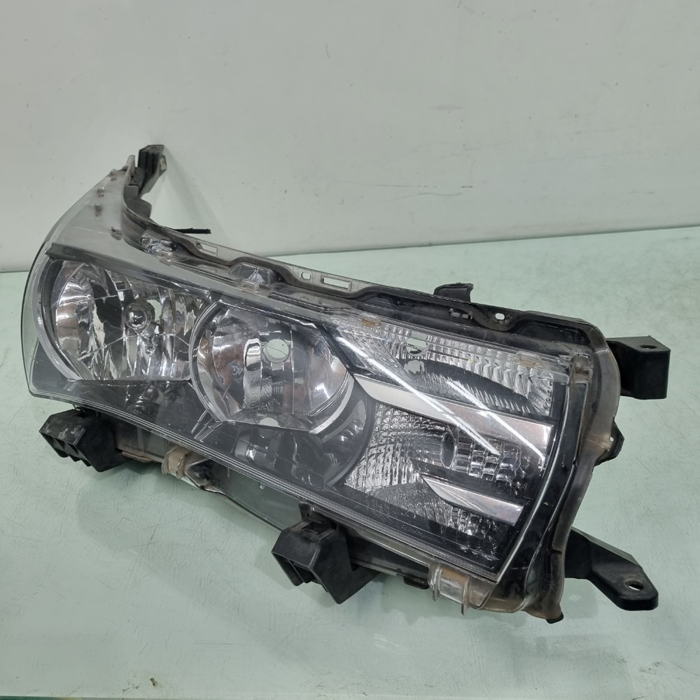 Farol Lado Direito Toyota Corolla 2015/2018 Usado E Original Direito/passageiro 2