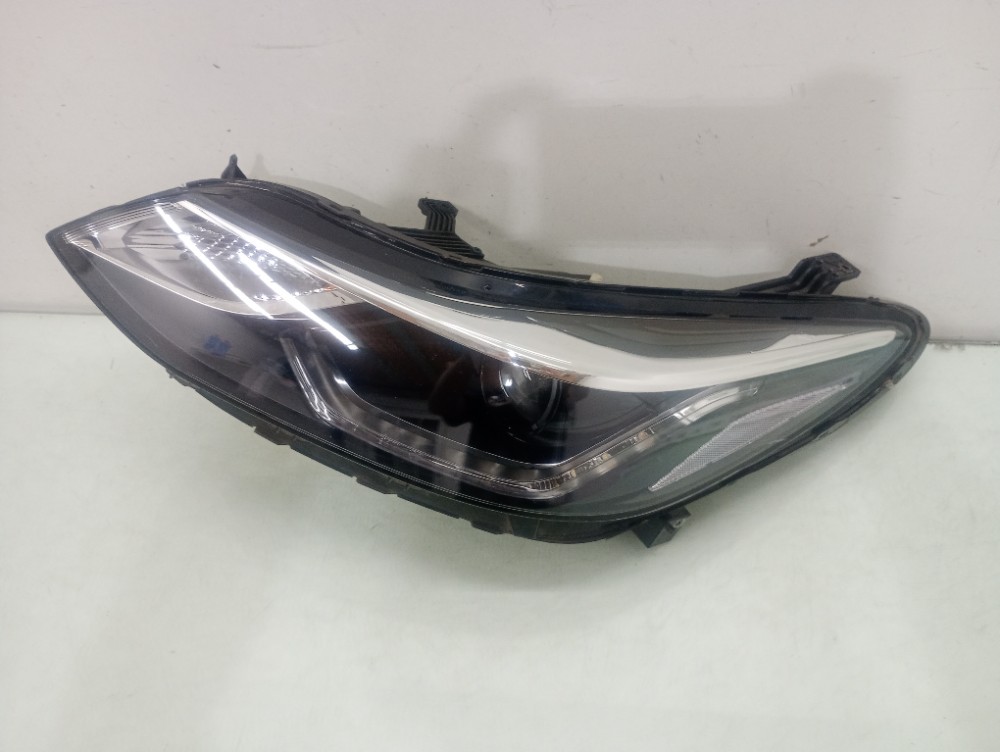 Farol Esquerdo Com Led Chevrolet Cruze 2017/2022 Recuperado 2