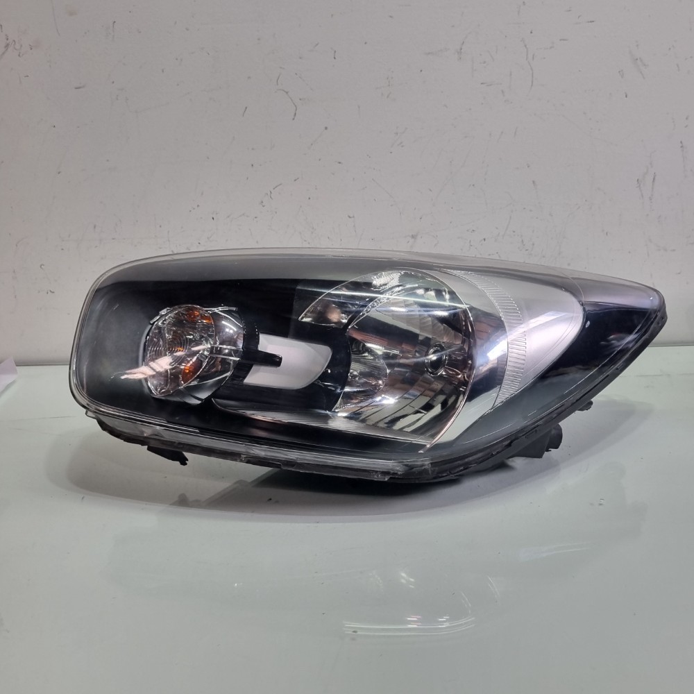 Farol Do Lado Esquerdo Kia Picanto Modelos 2012/2017 Esquerdo/motorista 1
