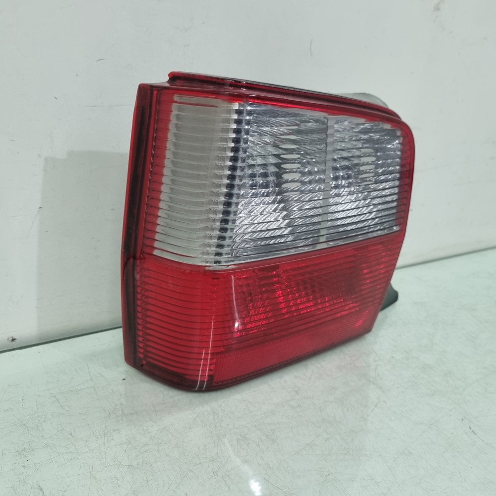 Lanterna Lado Esquerdo Fumê Fiat Uno Fire 2005 À 2012 Esquerdo/motorista 3