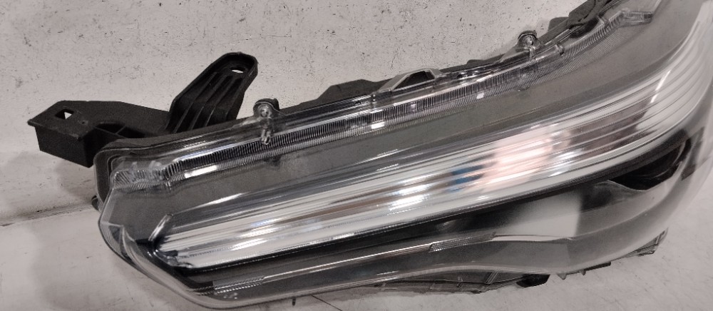 Farol Esquerdo Toyota Corolla Cross 2022/2024 Recuperado Esquerdo/motorista 2