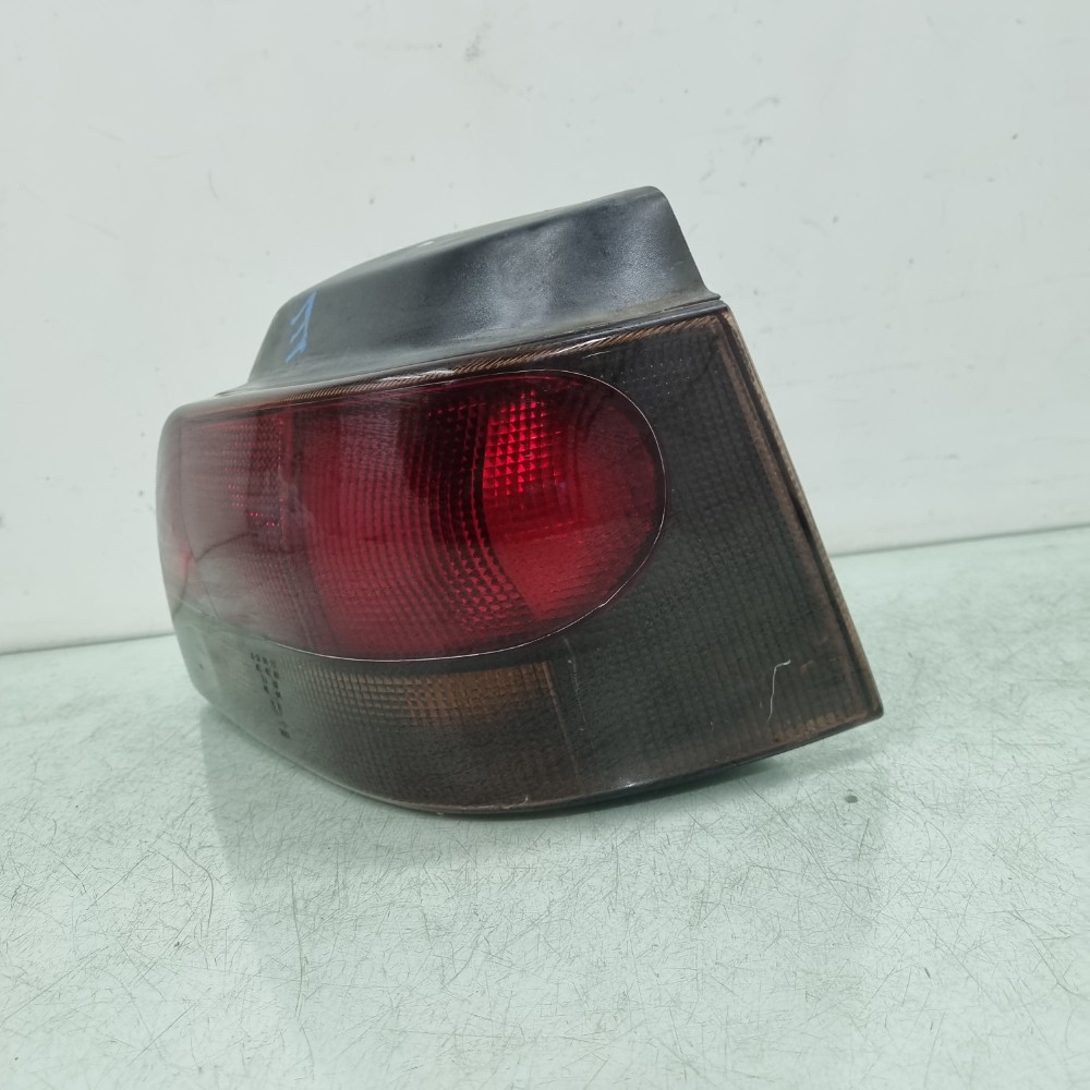 Lanterna Traseira Lado Direito Renault Clio 1996/1999 Direito/passageiro 3