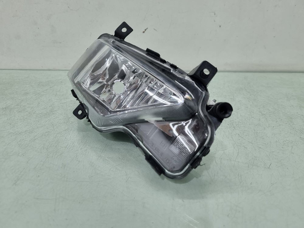 Farol De Milha Direito Volkswagen Saveiro Robust 2017/2022 3