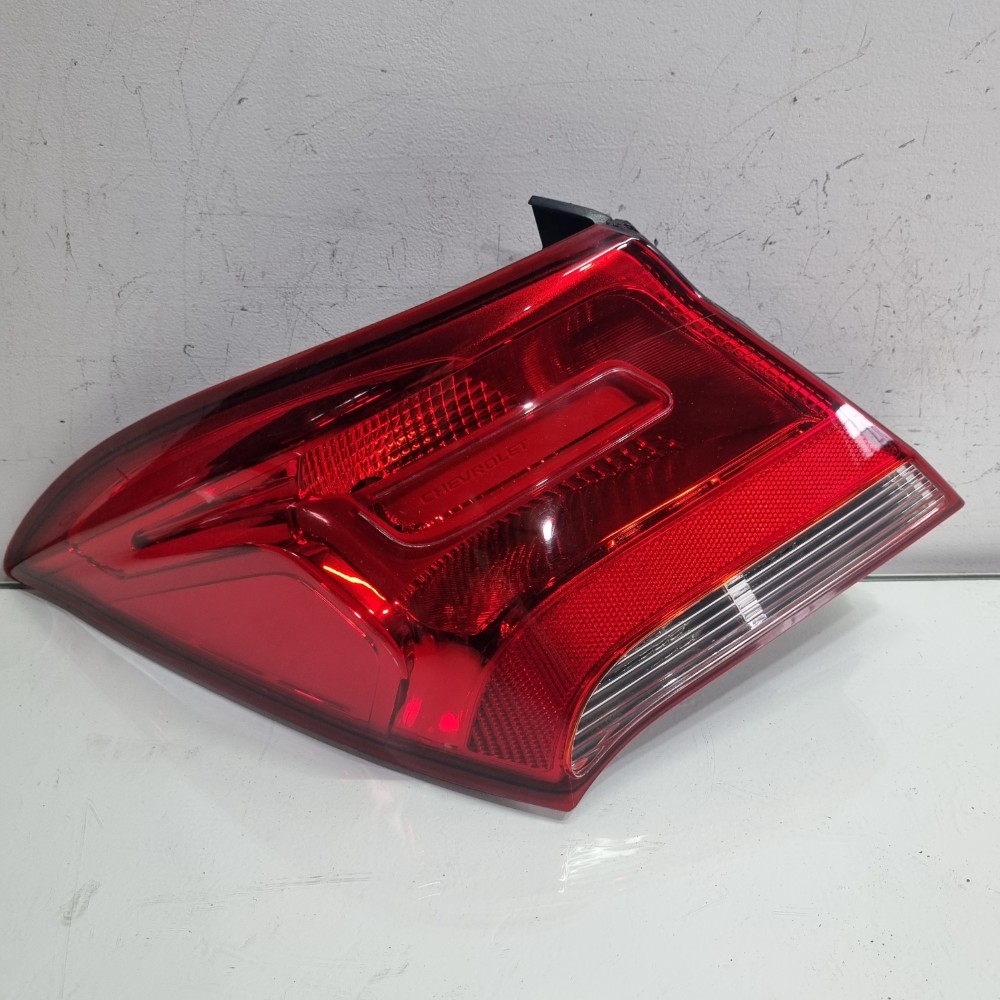 Lanterna Do Lado Esquerdo Chevrolet Prisma Modelos 2017/2019 Esquerdo/motorista 2