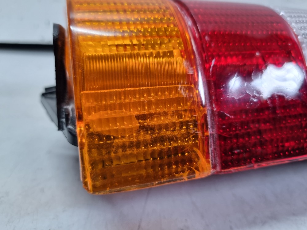 Lanterna Esquerda Fiat Fiorino 1999/2003 Recuperado 9