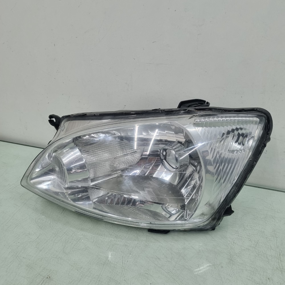 Farol Lado Esquerdo Chevrolet Corsa Classic 2010/2013 Esquerdo/motorista 2