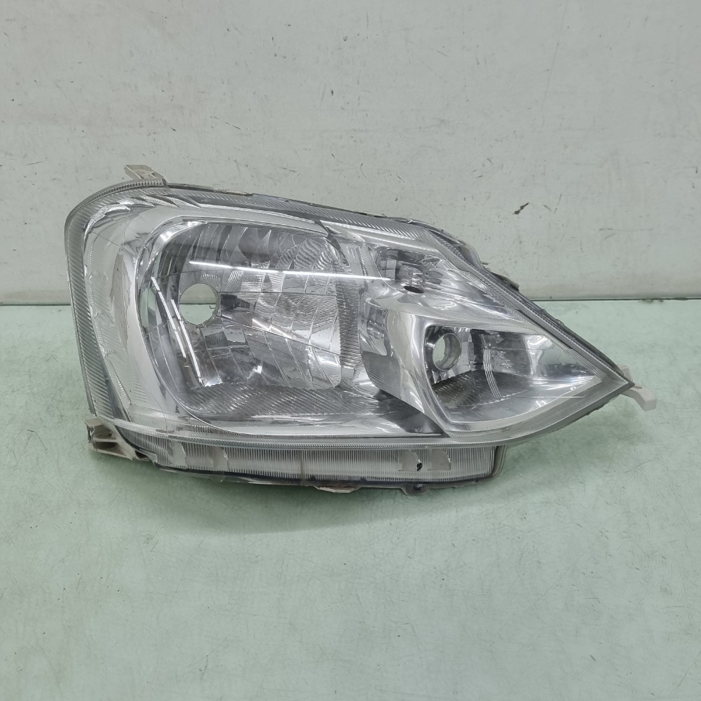 Farol Direito Original Toyota Etios Modelos 2013/2015 Direito/passageiro 1