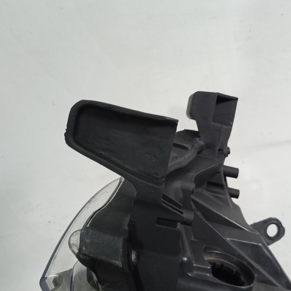 Farol Direito Sem Led Toyota Corola 2015 2016 2017 2018 Direito/passageiro 9