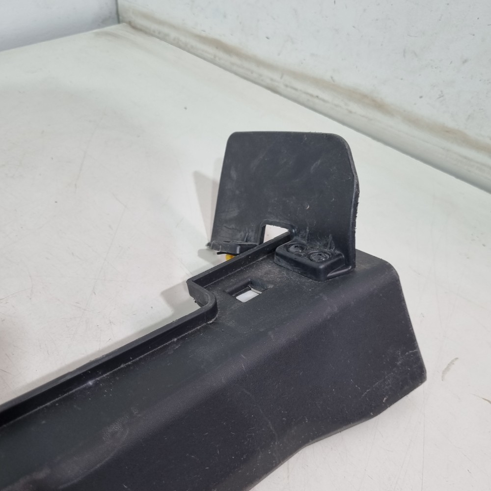 Spoiler Lateral Direito Hyundai Santa Fé Modelos 2017/2020 7