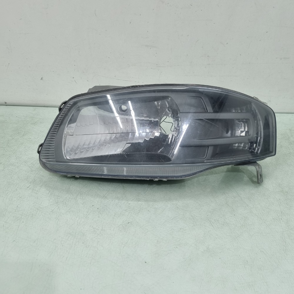 Farol Lado Esquerdo Volkswagen Gol G4 2006 À 2010 1