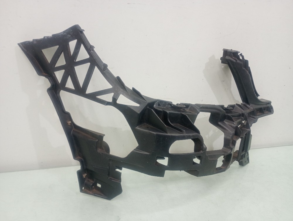 Guia Do Farol Direito Mercedes C200 C180 2014/2018 Usado 3