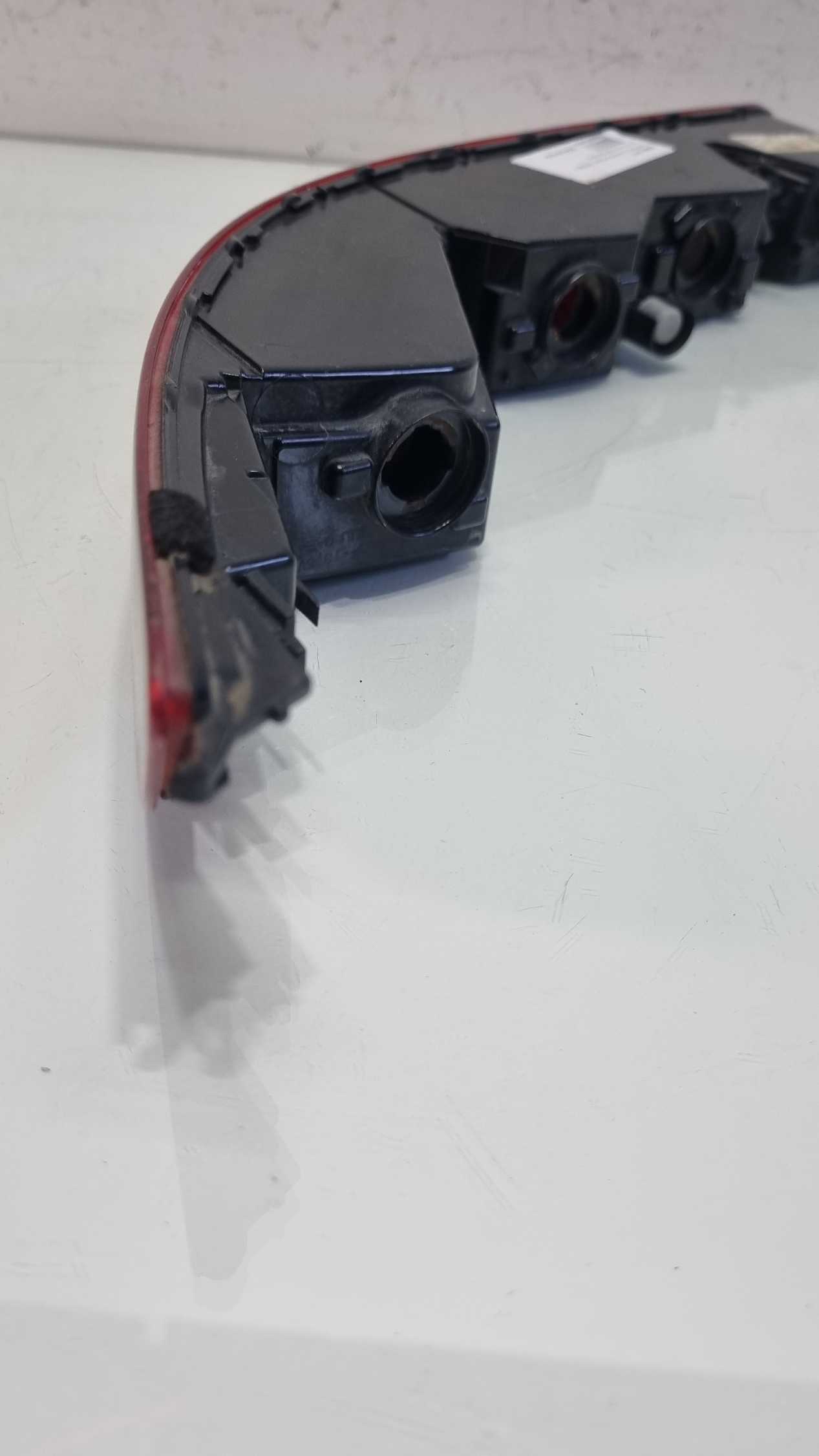 Lanterna parachoque traseiro Audi Q3 modelo 2011/2016 4