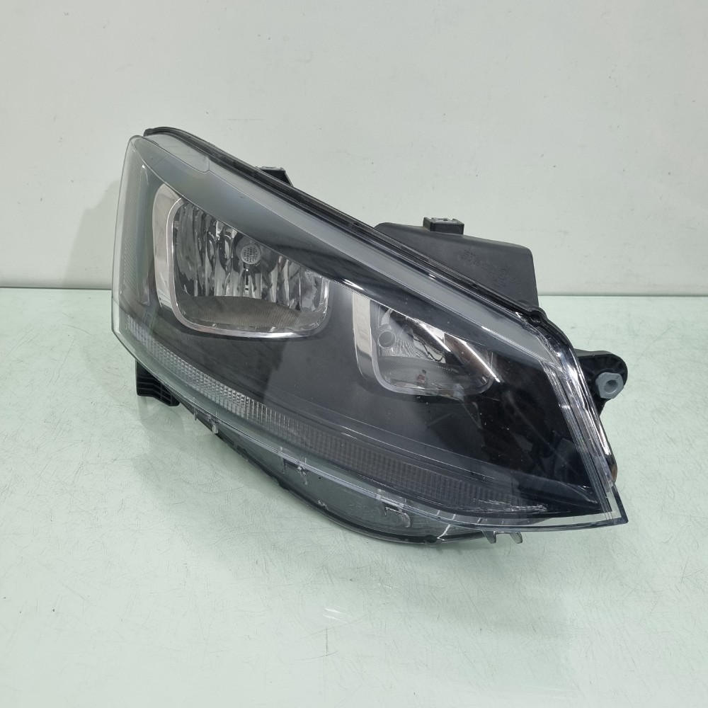 Farol Do Lado Direito Volkswagen Fox Modelos 2016/202 Direito/passageiro 2
