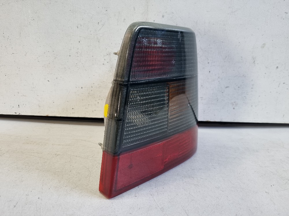 Lanterna Direita Fume Chevrolet Monza 1991/1996 Recuperado. Direito/passageiro 2